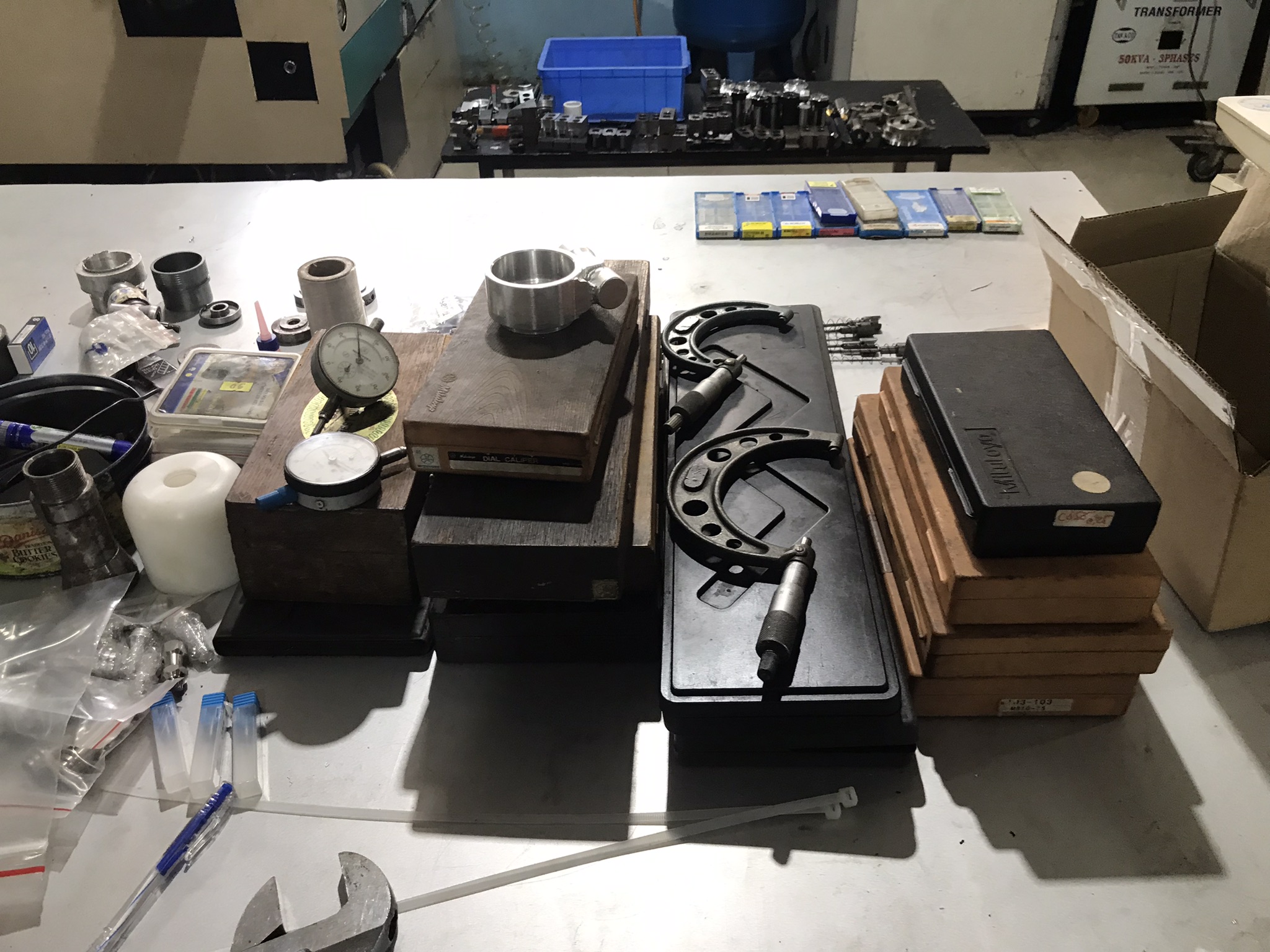 work bench.JPEG
